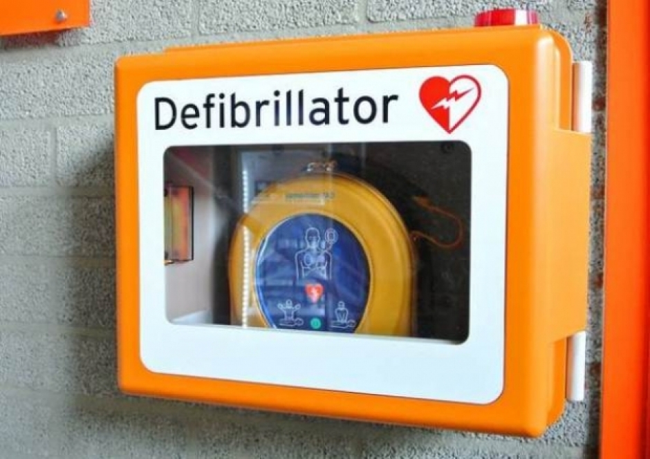 Sospensione (al 1° gennaio 2017) dell'obbligo di dotazione di defibrillatori