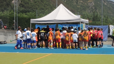 U12
