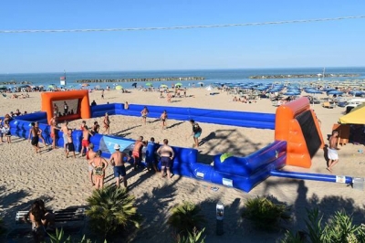 beach_ON_THE_BEACH