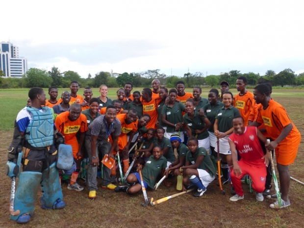 Hockey Tanzania: "Zimbabwe arriviamo!"