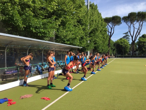 Fernando Ferrara convoca venti giocatrici per le tre partite con l'Argentina